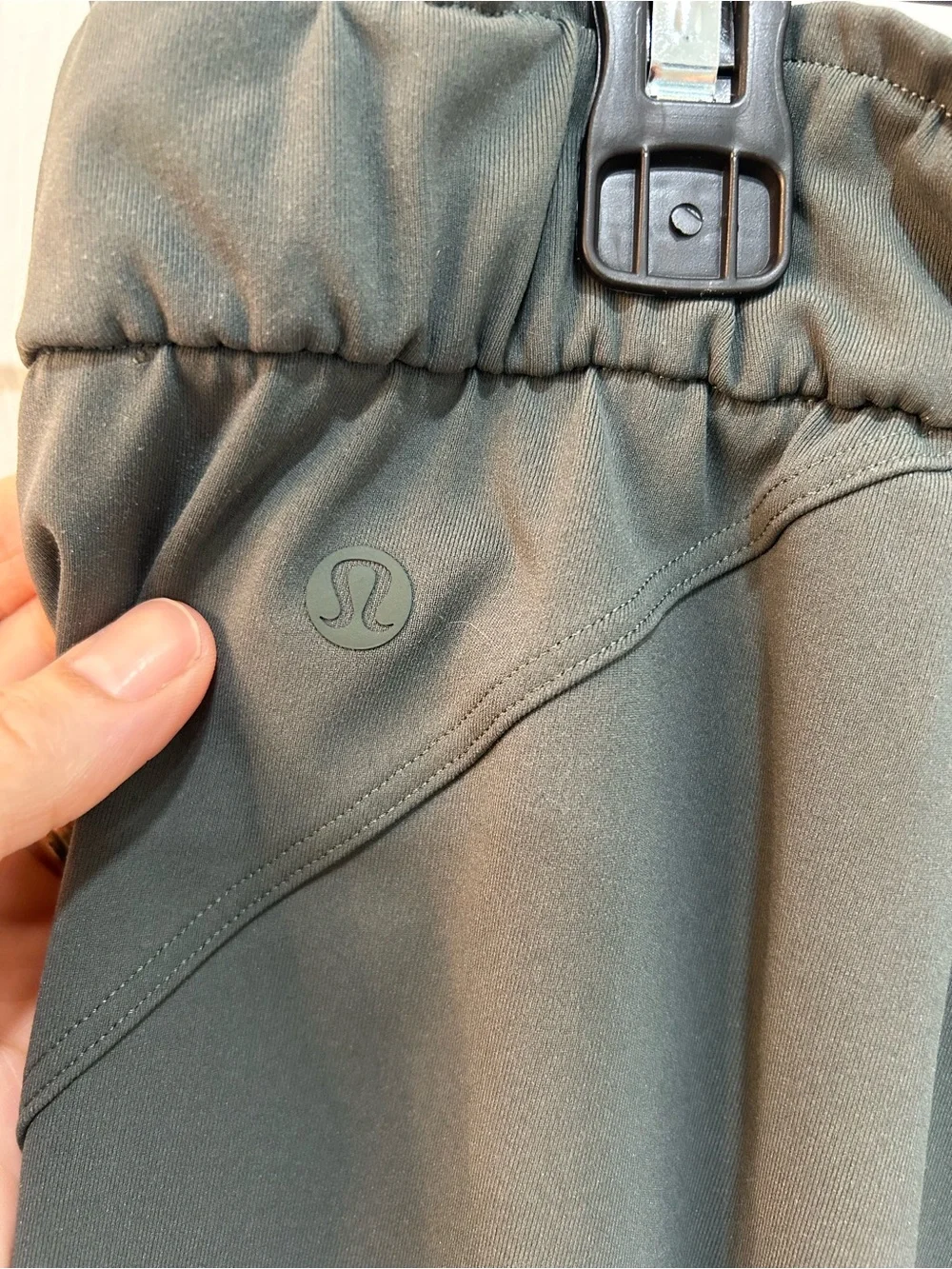 Lululemon Stretch High Rise Pull On Pant Sz 12 Tapered Leg Drawstring Waist